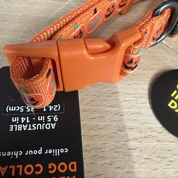 Thrills & Chills Halloween Pumpkin Dog Collar Small Glows In The Dark 10”-14” - Picture 3 of 4